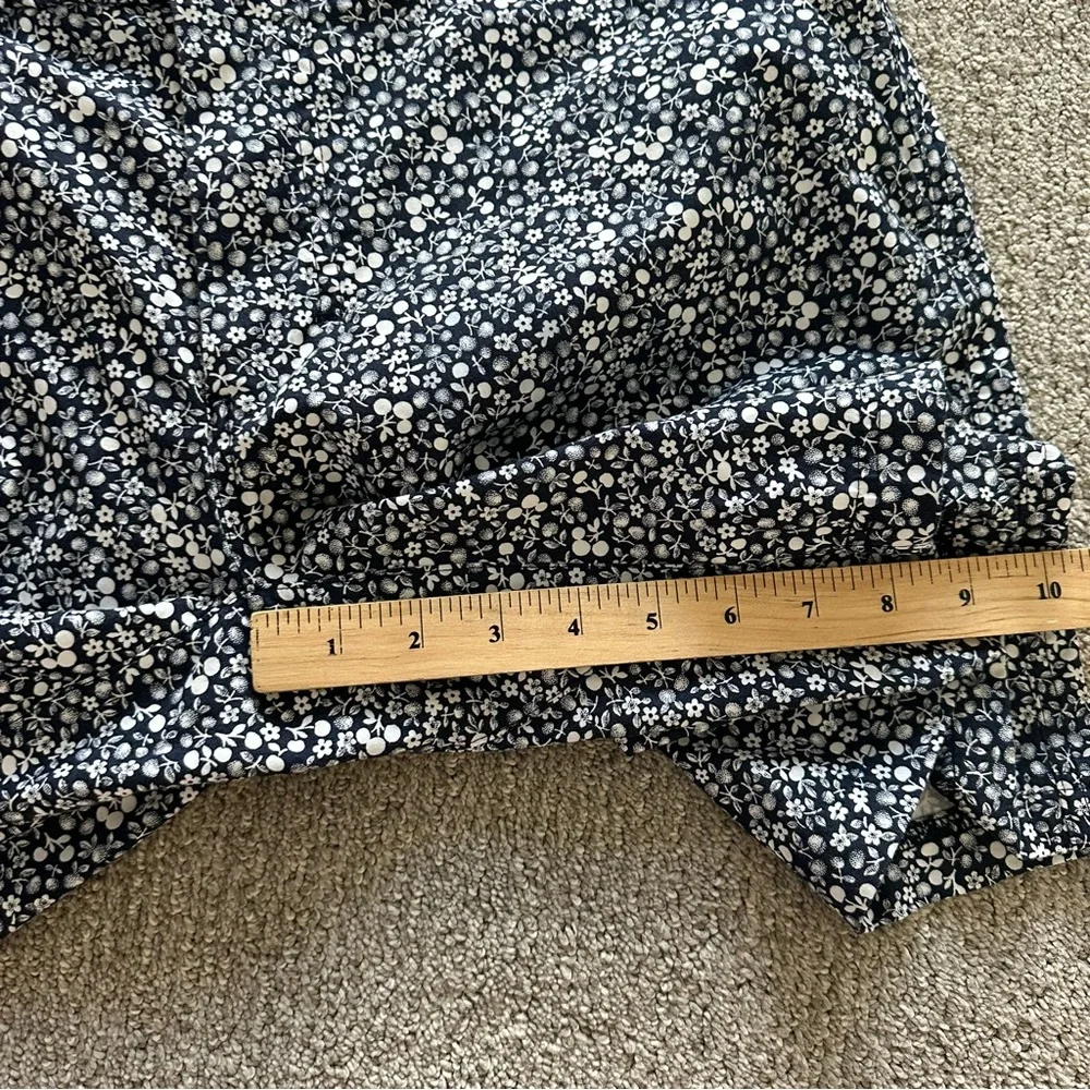 Lululemon | Men’s Commission Shorts Floral Pattern‎ Blue White Size 34